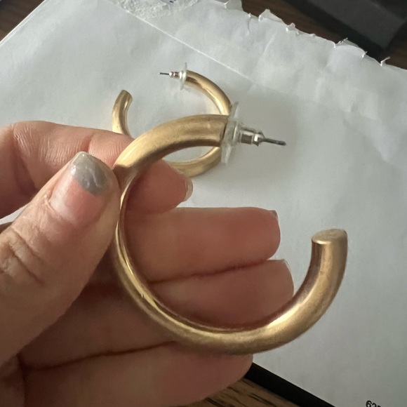 Hoop earrings- never worn - Picture 7 of 7